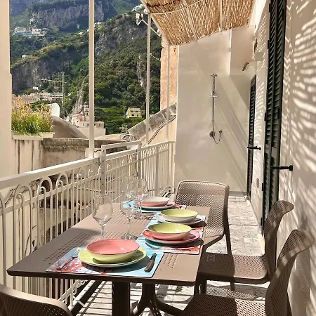 Comfy 2 Bedrooms Near The 阿马尔菲