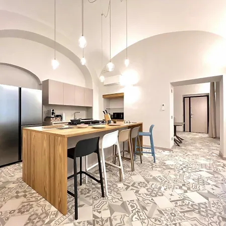 公寓 Comfy 2 Bedrooms Near The *