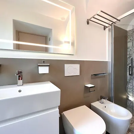 公寓 Comfy 2 Bedrooms Near The